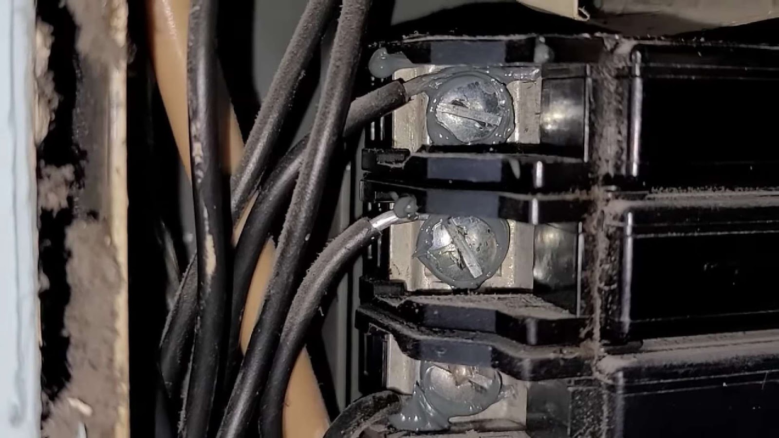 Aluminum to Copper Wire Pigtail Efficient Solutions